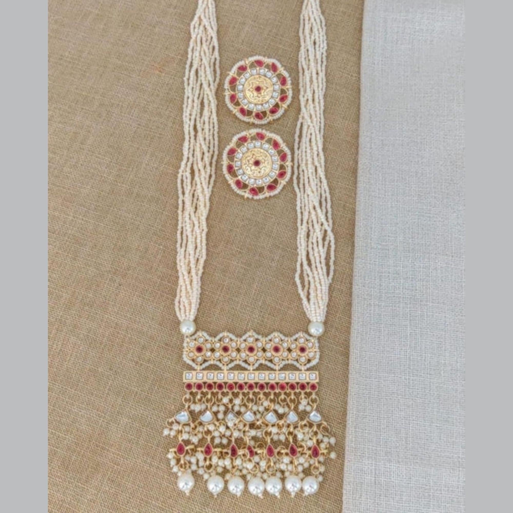 Pachi Kundan Pearl Mala.