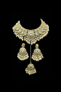 Rajwadi kundan Jewelry Set.