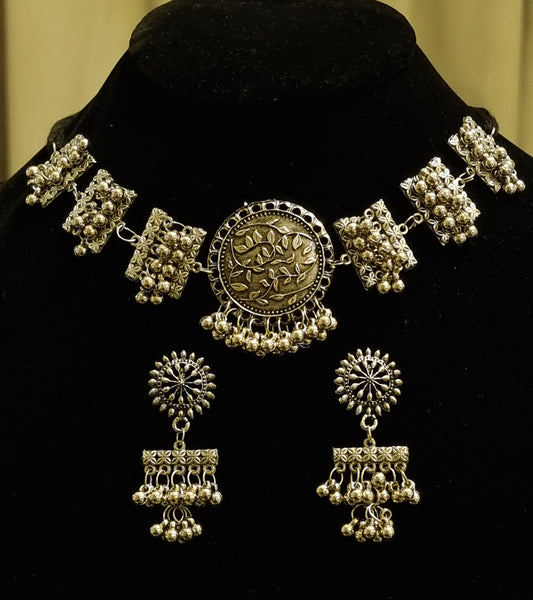 German silver oxidized ghungroo necklace with earrings.