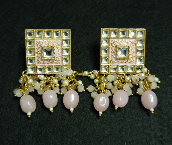 Kundan pink moti choker necklace with earrings.