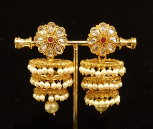 Kundan polki jhumar style earrings.