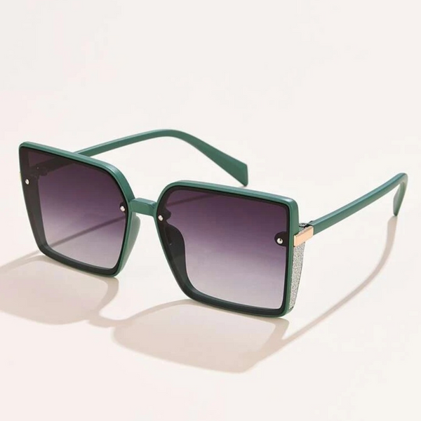 Tinted lens sunglasses