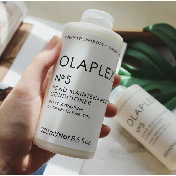 OLAPLEX

No 5 Bond Maintenance Conditioner( 250ml)