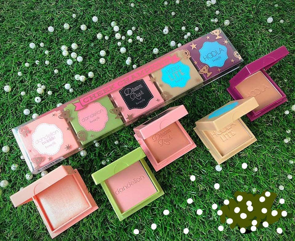 BENEFIT

Cheektopia Blushers & Matte Bronzer Minis Gift Set