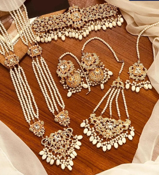 Hyderabadi Jadau Bridal Set.