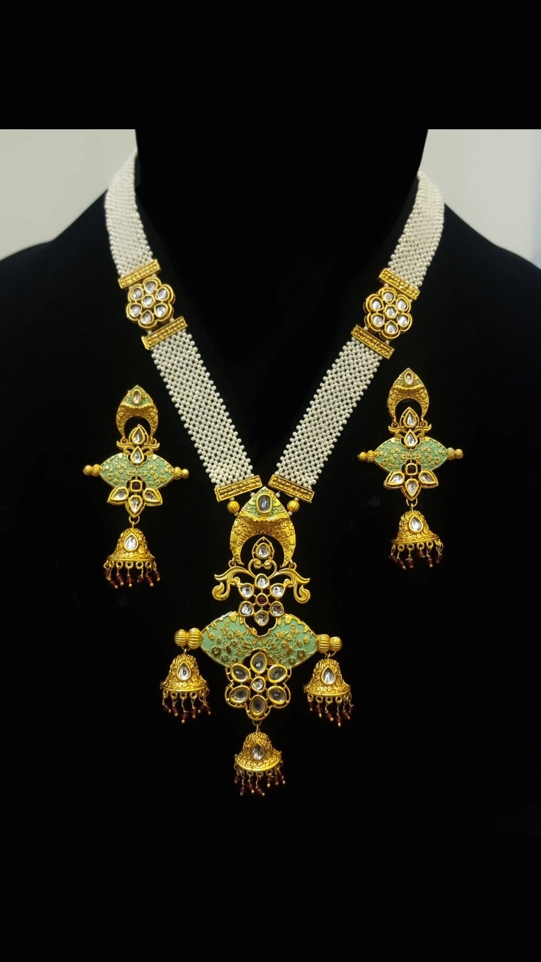 Rajwadi Style Mala Set.