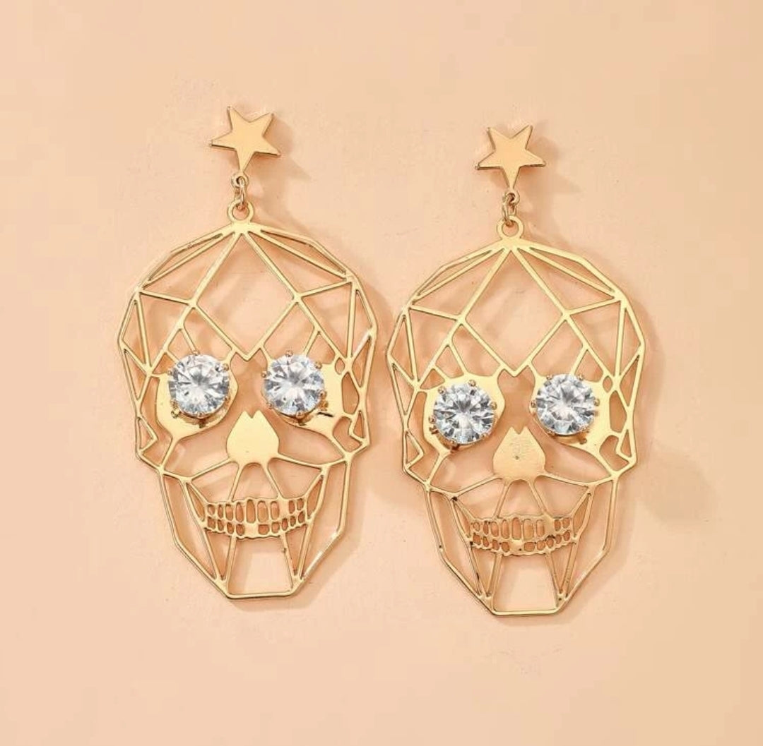 Hollow out skull earrings