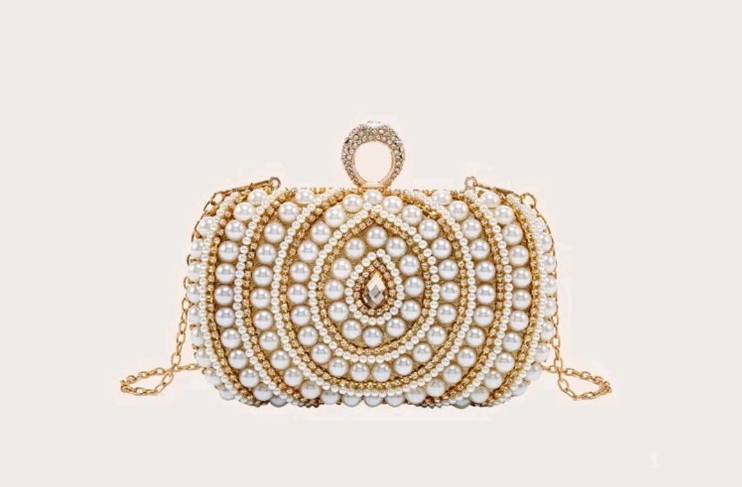 Allover faux pearl & rhinestone decor chain evening bag.