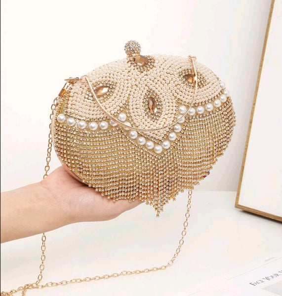 Rhinestone Decor Heart Design Novelty Clutch.